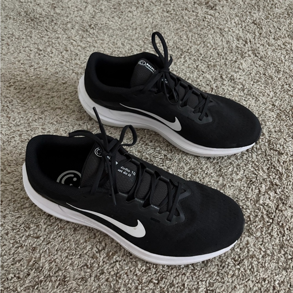 Nike Black Athletic Running Shoes with White Swoosh